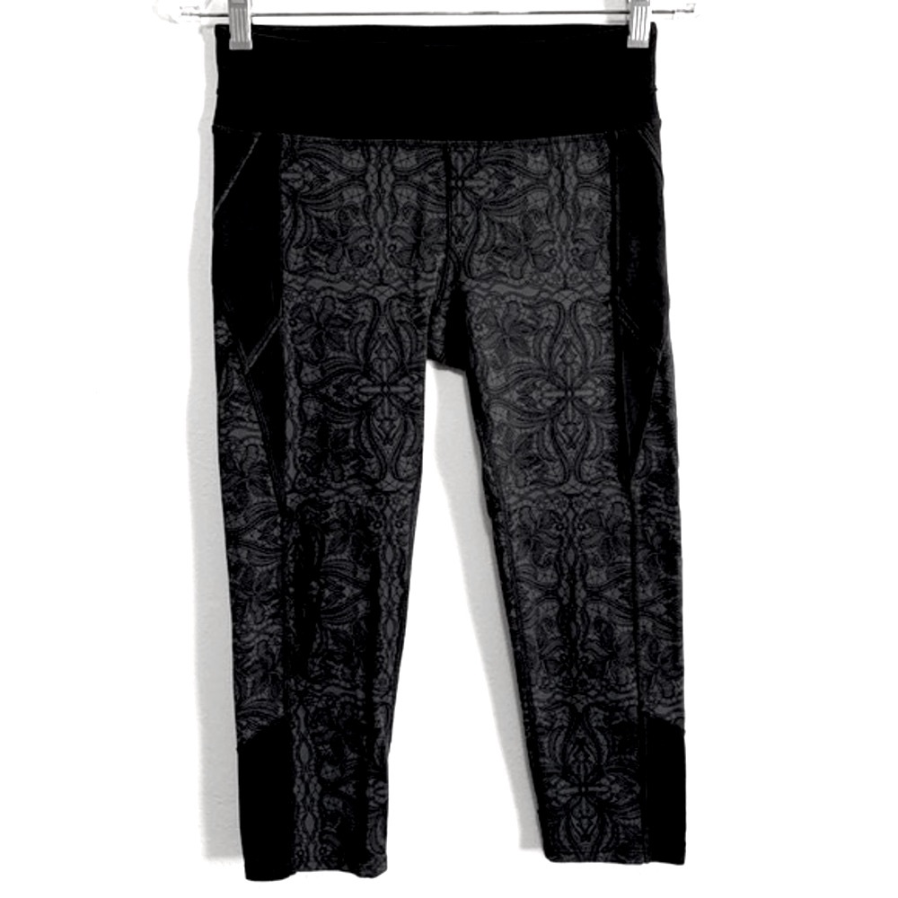 Athleta Stained Glass Effect Printed Capri Leggings